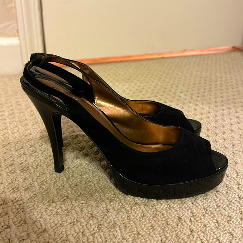 Suede sling back platform pumps